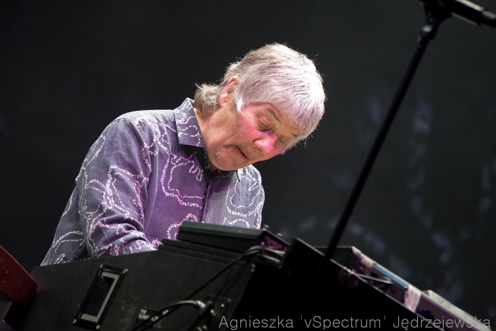 [Obrazek: v-Spectrum-Deep-Purple-LR-1852.jpg]