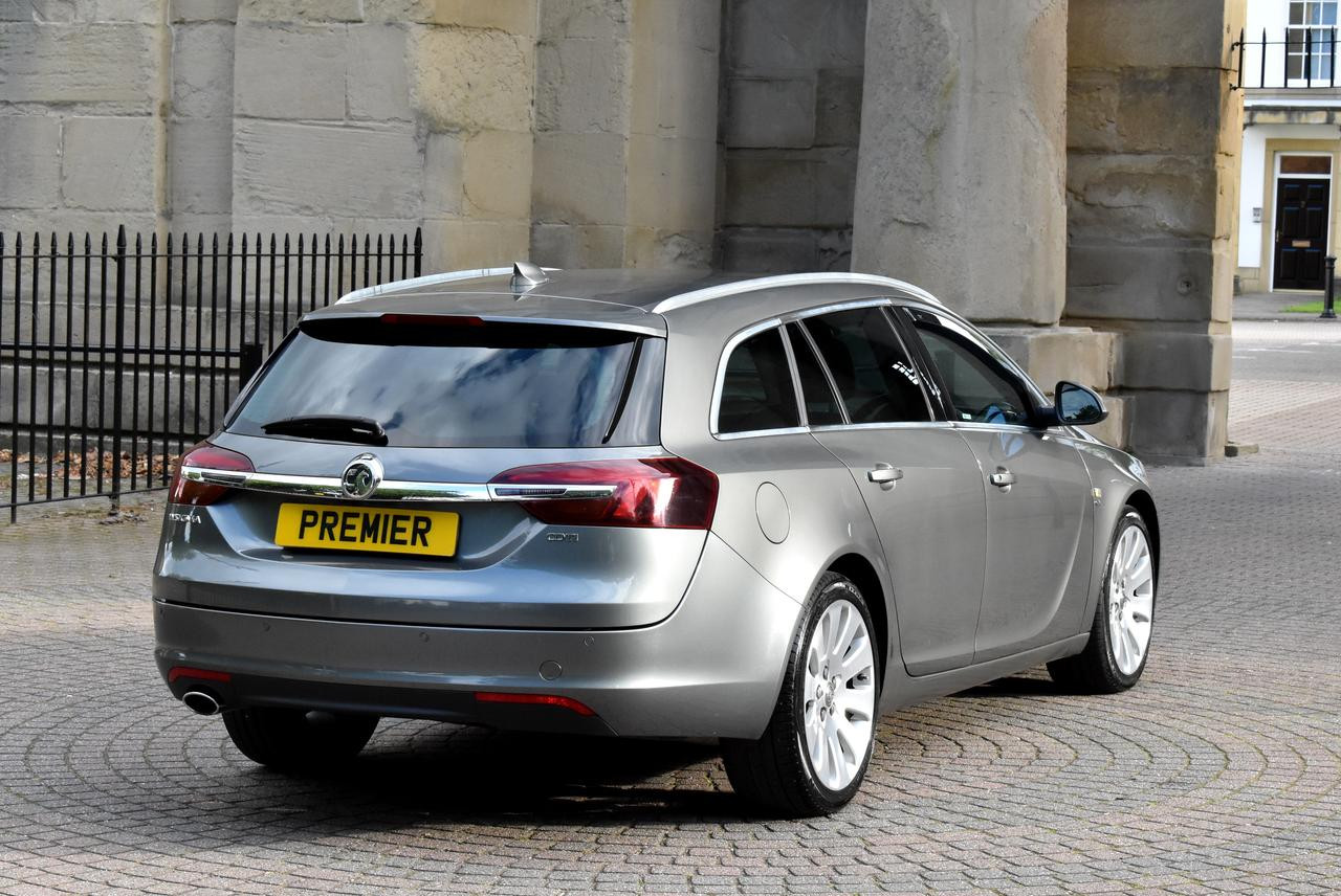2016 66 VAUXHALL INSIGNIA 29