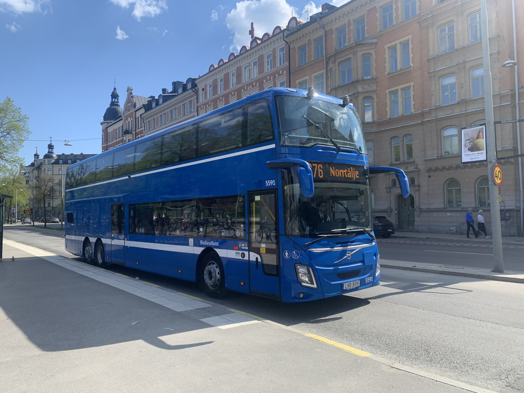 16C7F972-DC3C-42B4-8CB2-DFDEB35F9E1B