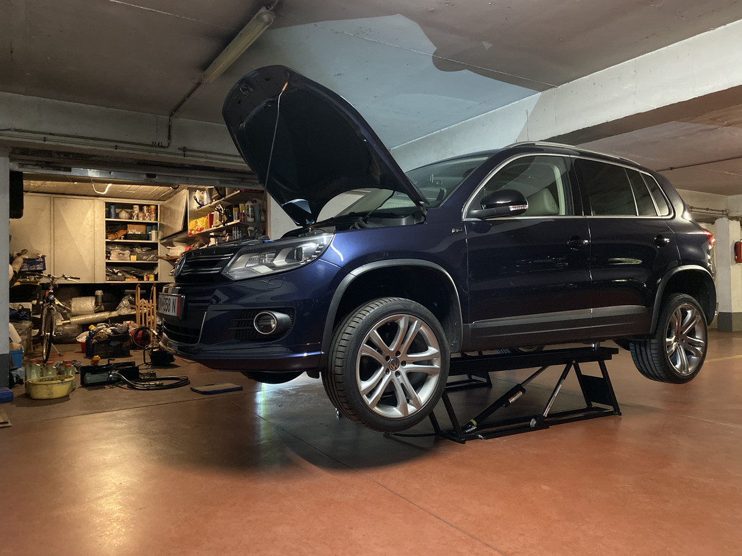 EFB9C820-E20D-46B5-8A25-90AABFCC17D5