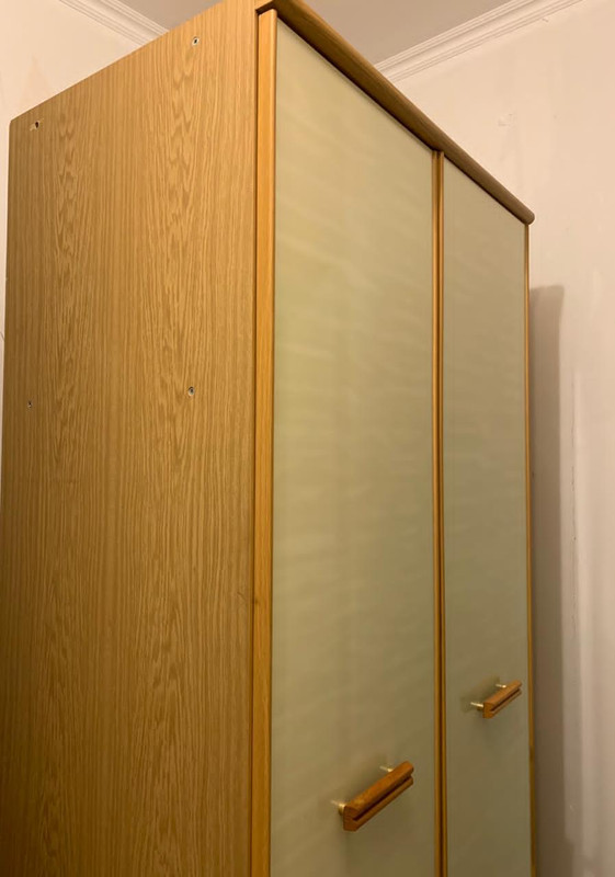 EA46D5A1-7E00-462D-B95A-74D36F14E97C