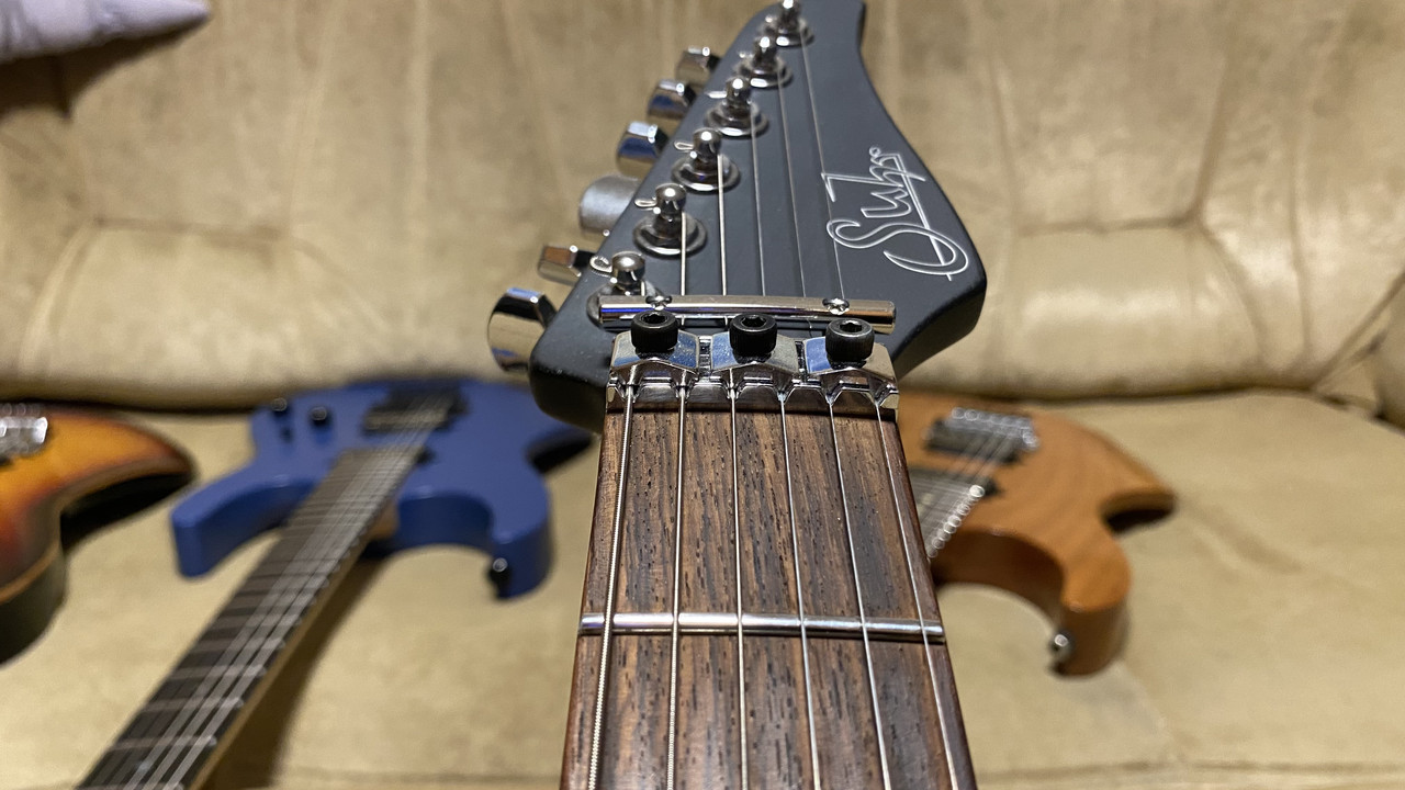 599517CE-DE1C-4ED0-BC74-DF9504DF2068