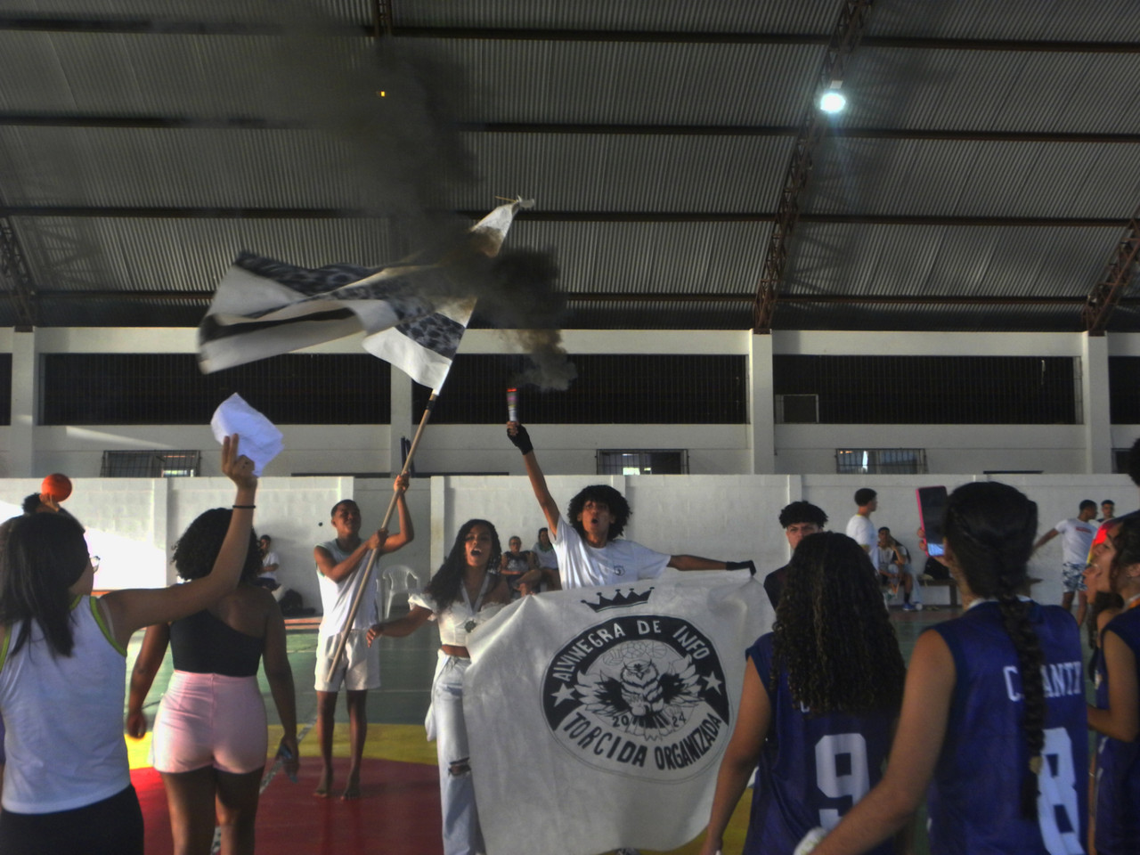 Torcida Alvinegra de Info – Torcida organizada