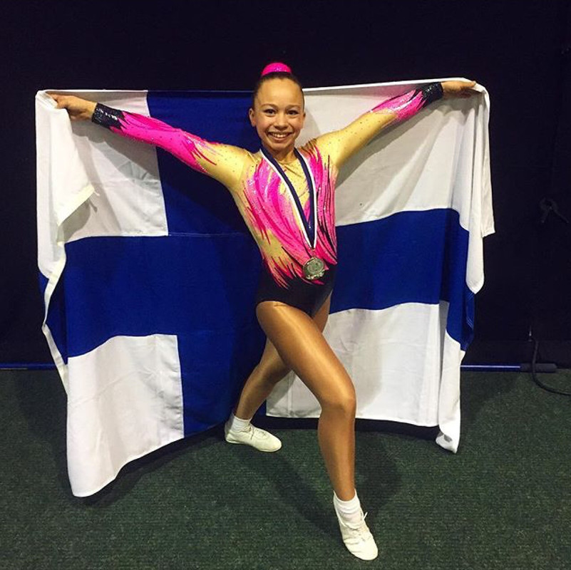 F684B327-D85D-492A-A856-E436731EBF32