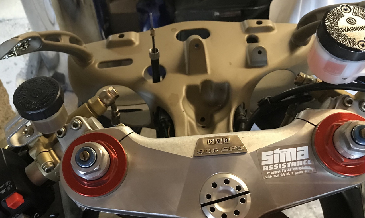 083F484C-6533-415D-A000-1C2E5FB4A2E8