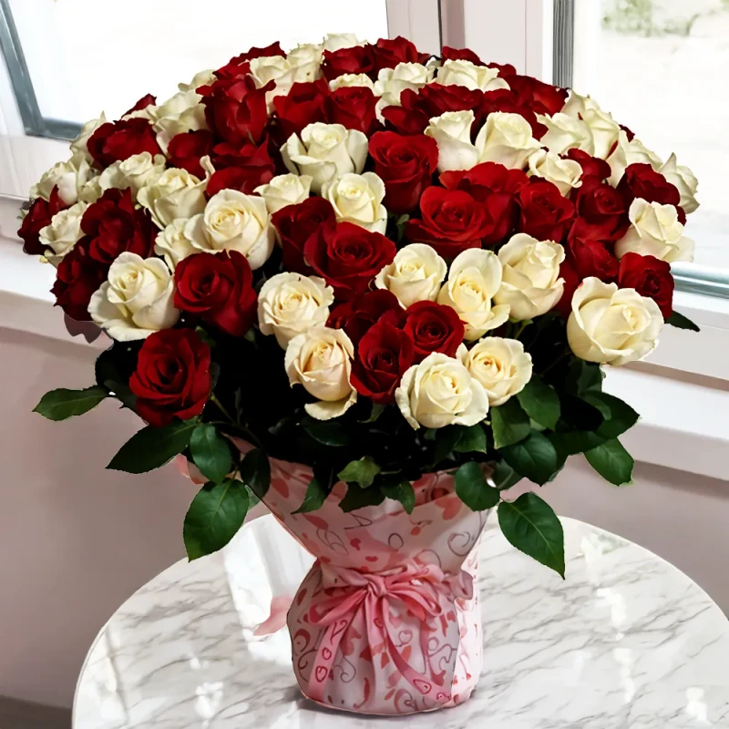 Bouquet Of Red N White Roses  Image