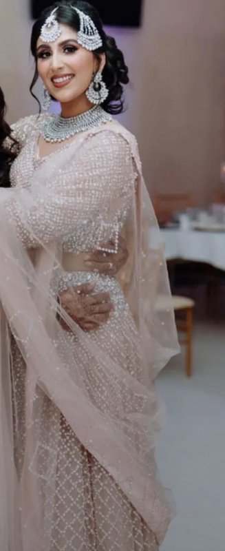 Beautiful Nri Wife Veena Cheats With Hubby Hot Boobs Sexy Big Ass Riding Fucking Hard From Bheind 18Videos+Pics 1 IMG-8.jpg