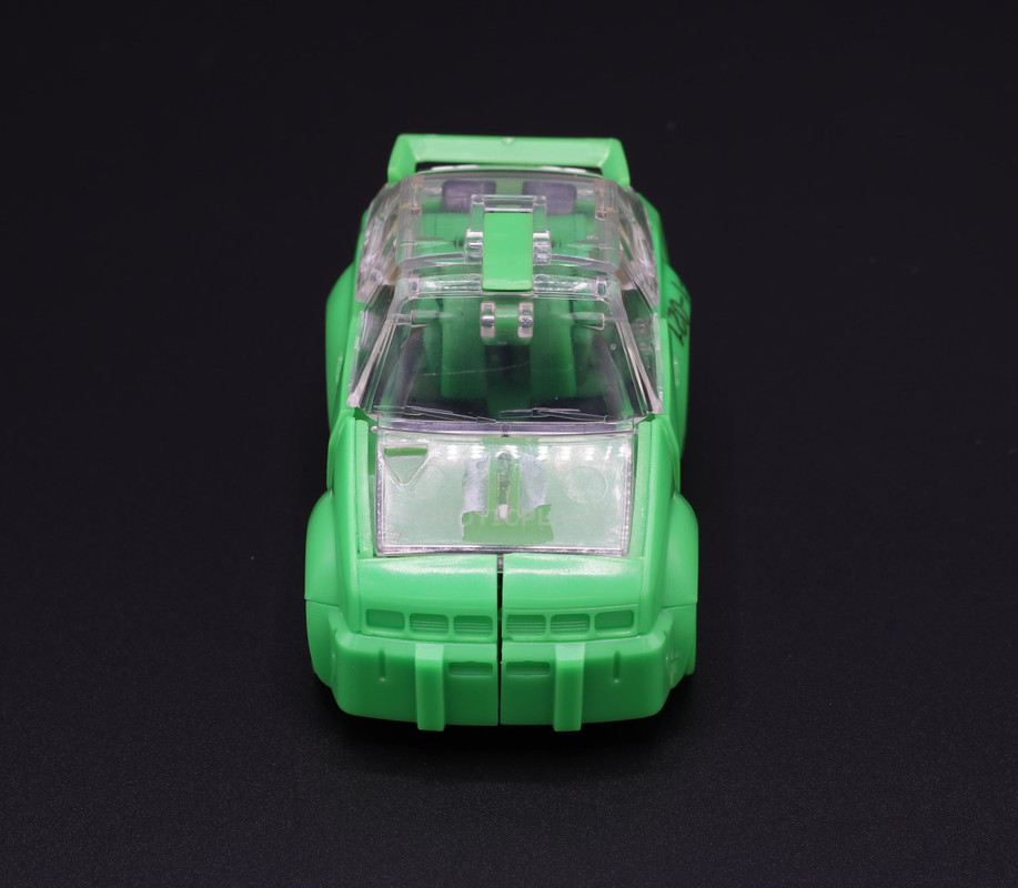 Masterpiece-Cliffjumper-01