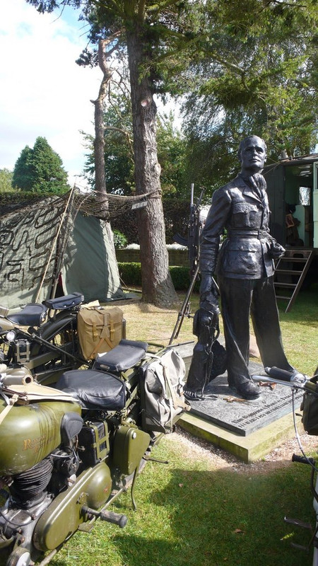 98C02D33-83DC-4B89-B710-E58915F2F874