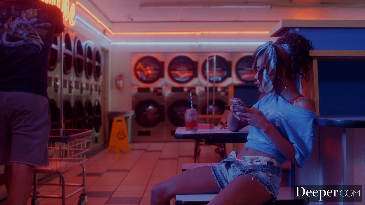 Scarlit Scandal - Delicates - DEEPER.mp4.0001