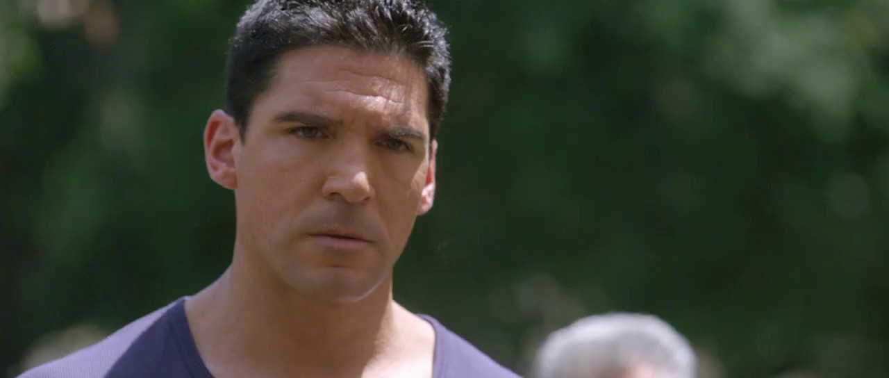 Stiletto-2008-Hindi-English-Blu-Ray-720p-x264-AVC-AAC-6ch-MSub-mkv-0000