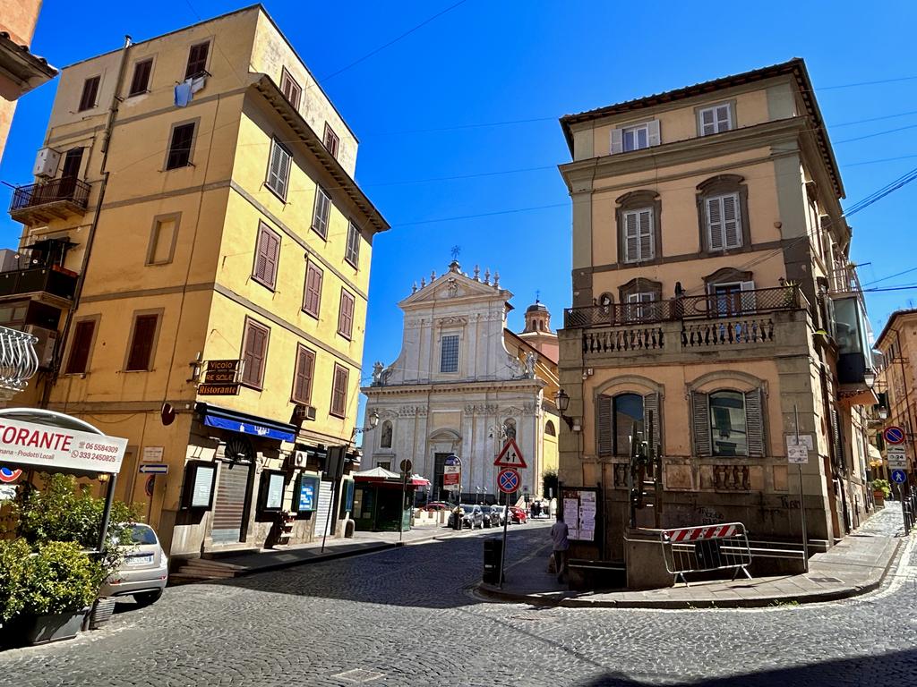 Жаркий сентябрь на побережье Тирренского моря.