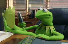 [Image: kermit-the-frog-muppets.gif]