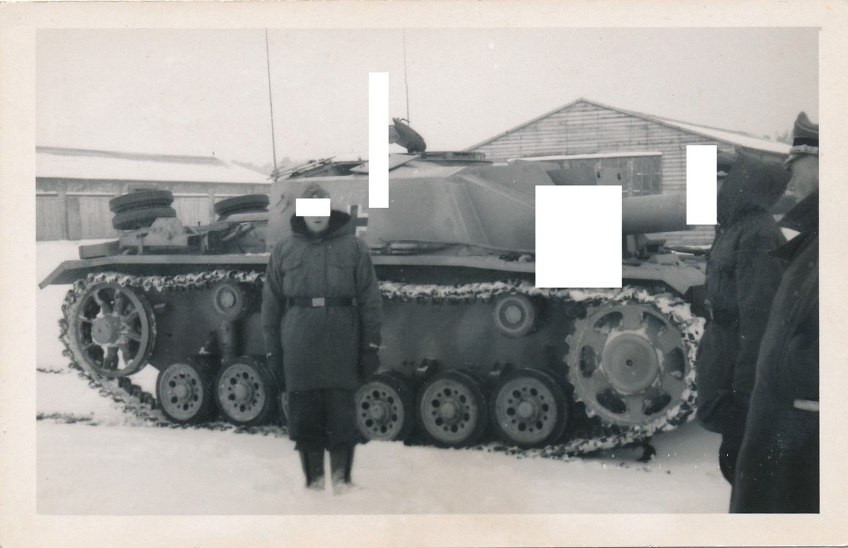 Panzer Tank StuG Elite Einheit Tarnanstrich Geschütz SCHWERIN WK