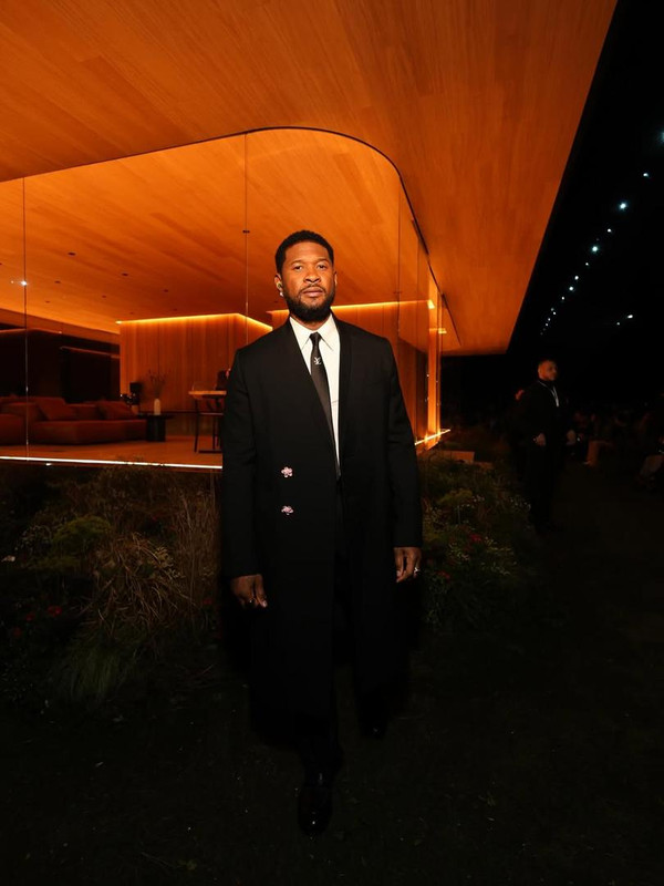 LV_shot_by_me_Outta_here_louisvuitton_pharrell_(2)