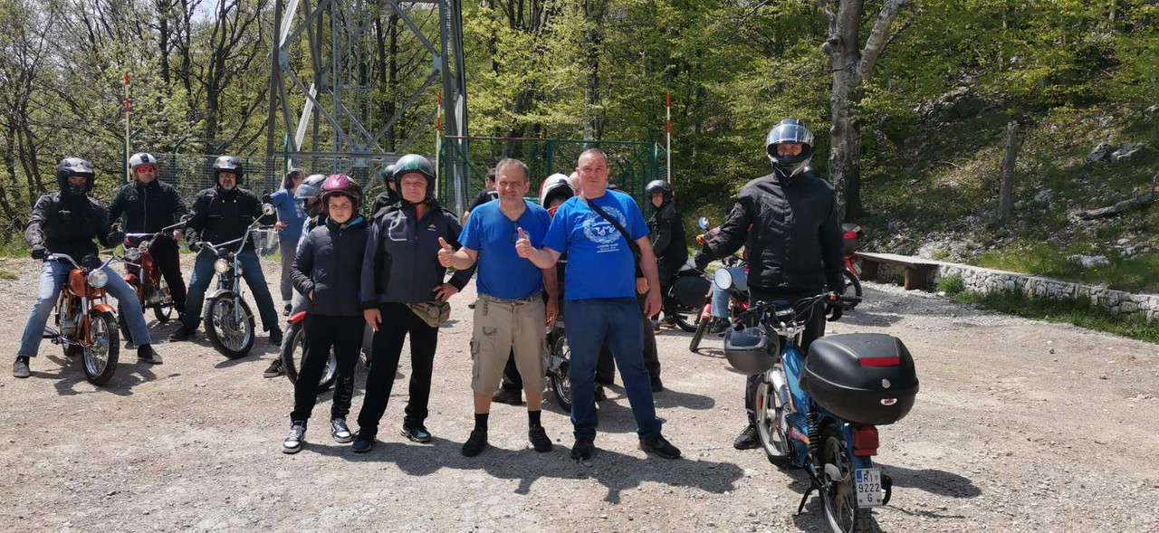 IMG-b2335fee2c7d303328babc9c1c353c03-V