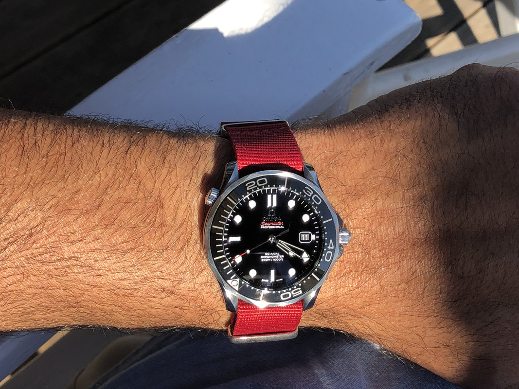 AAD0595E-590E-4BD9-BAF3-85662E92C1A8