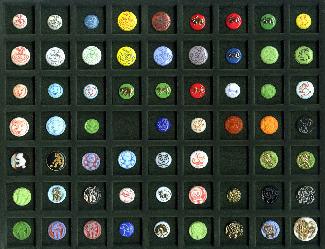 Пуговицы СССР. Звери. стекло. 2.