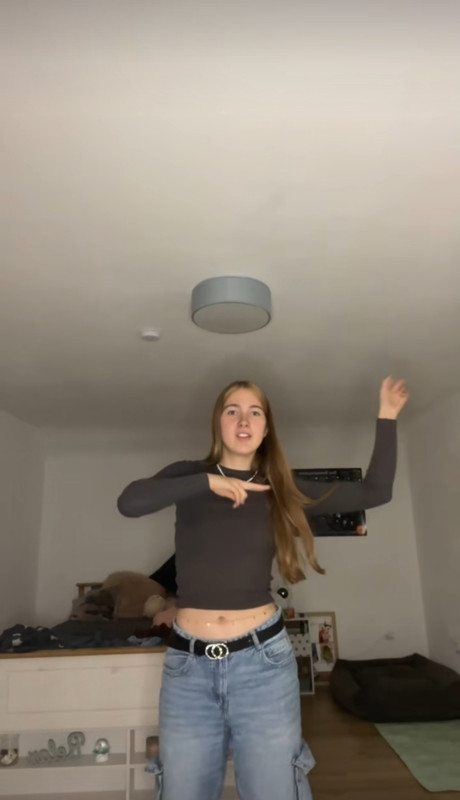 102912929939239920239