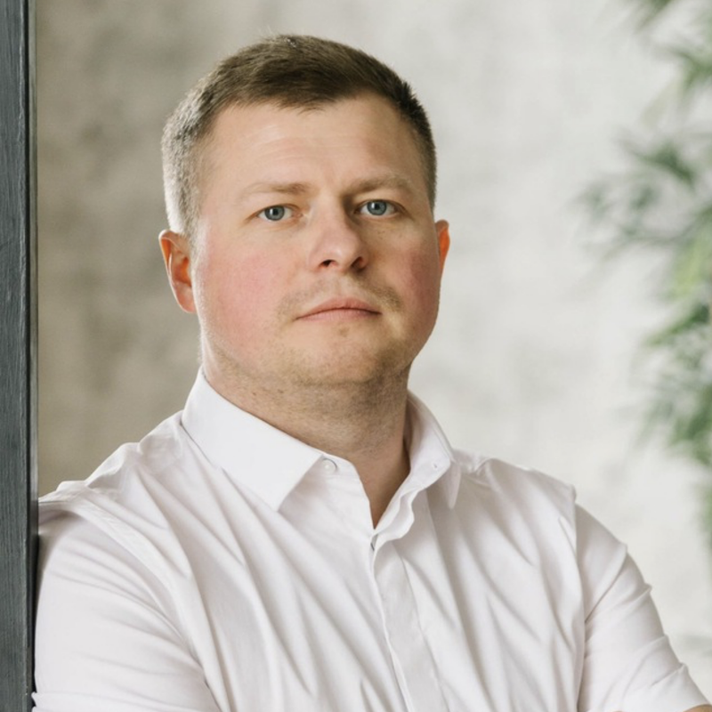 Шварц Максим Вячеславович — личный менеджер СРО