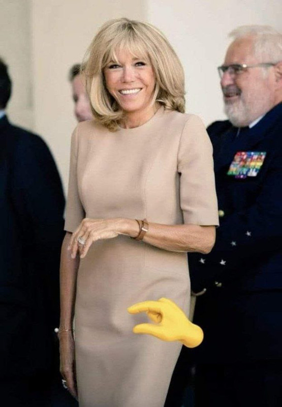 MACRON-45634.jpg