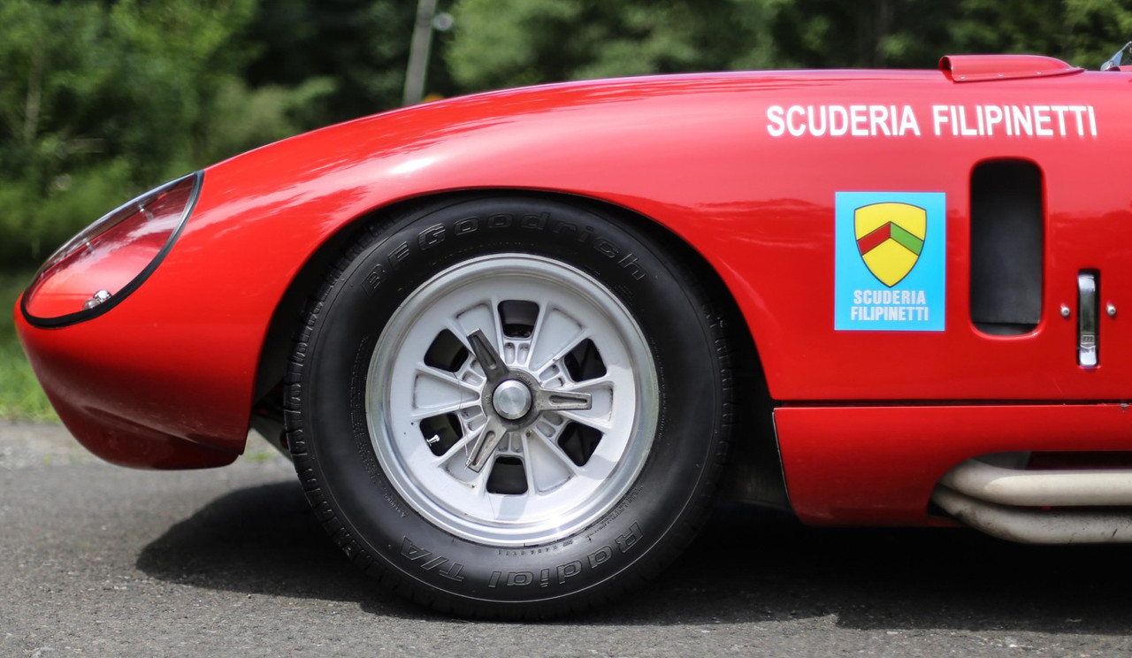 logo scuderia filipinetti