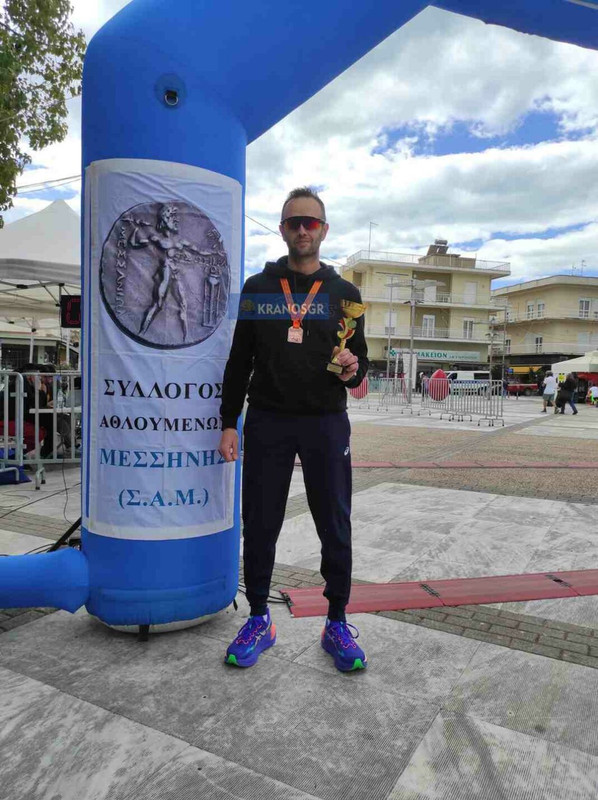 ΧΙΟΣ: ΚΑΤΑΔΡΟΜΕΑΣ ΣΤΑ ΧΝΑΡΙΑ ΤΟΥ ΤΑΞΙΑΡΧΟΥ ΛΥΜΠΕΡΕΑ