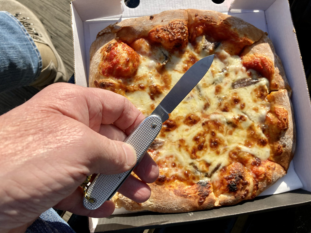 4C36F5BD-891F-4B1E-ADC2-C832FB38F52A