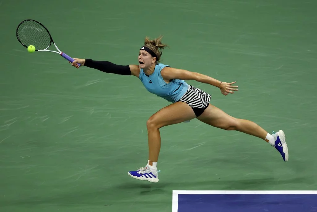 Karolina Muchova against Coco Gauff