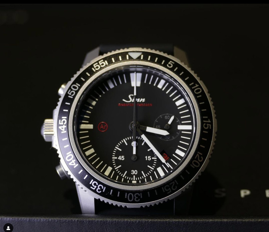 0B01D8D5-24AC-4806-88E5-2648156CFAC9