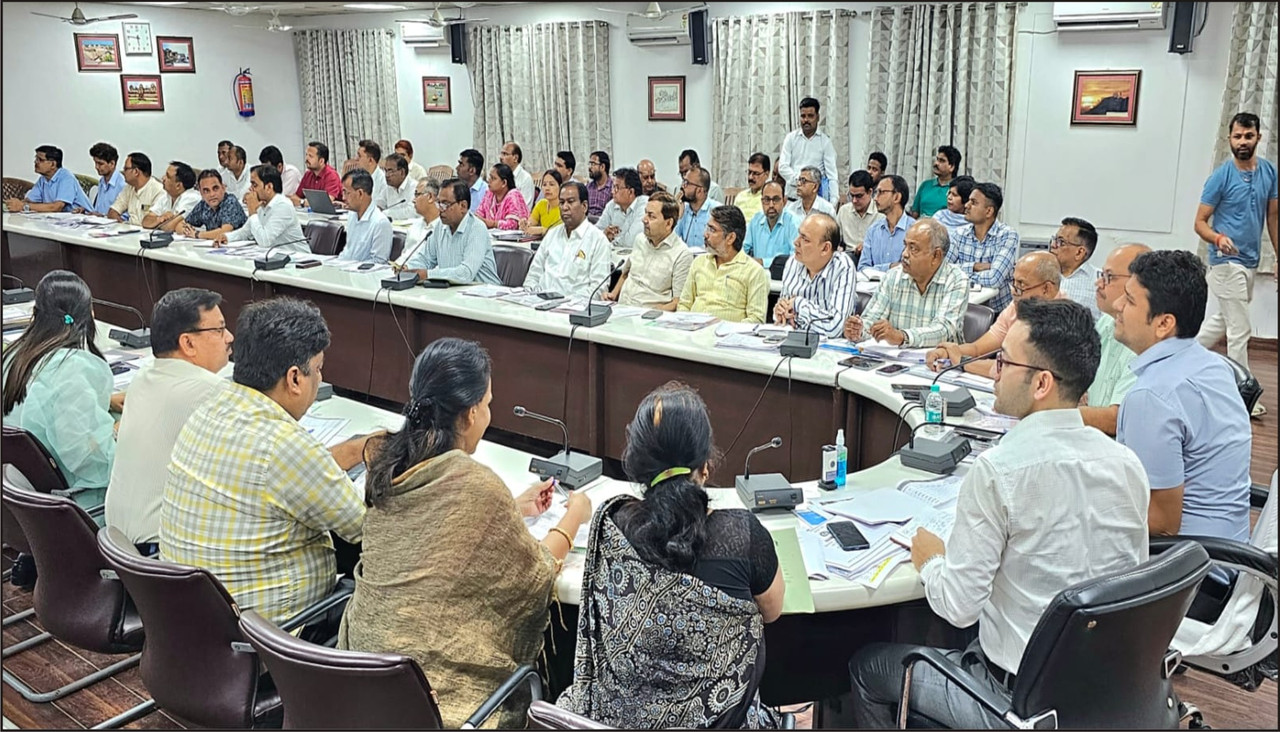 बिना फिटनेस स्कूली वाहन संचालन के दौरान दुर्घटना होने पर स्कूल/कालेज के विरुद्ध होगी सख्त कार्यवाही 