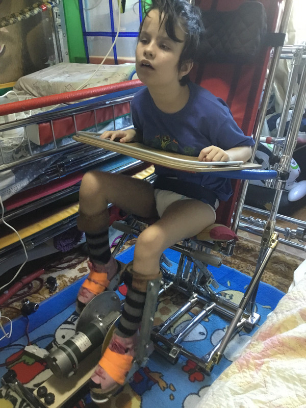 6F392170-F551-4BD2-BDD1-4A912B188845