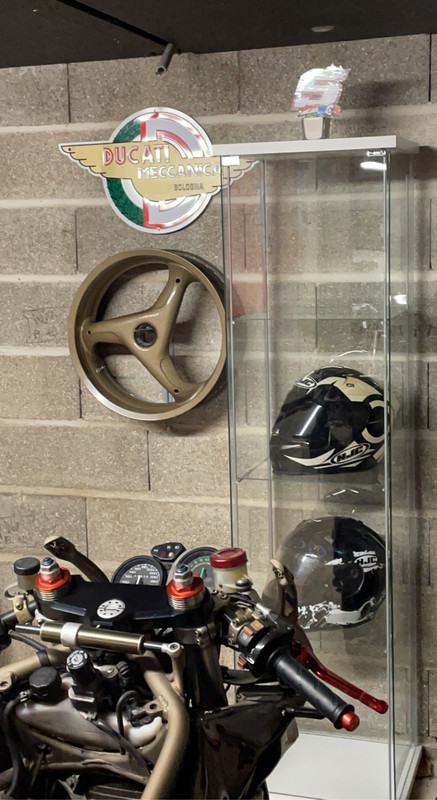 147DD54B-C087-4C7F-BE97-B94F5B06191E