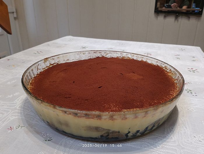 https://i.postimg.cc/prhk2Qnq/vega-tiramisu-202504.jpg