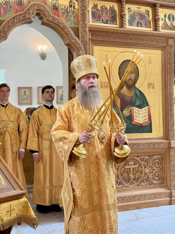 13.07.2026 Архиерейское богослужение в Сальково и беседа викария с молодежью Православного летнего походного лагеря