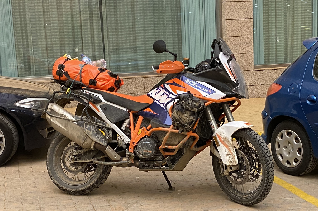 53923FE0-F177-42F1-89C8-2B8BC9C6F2A1