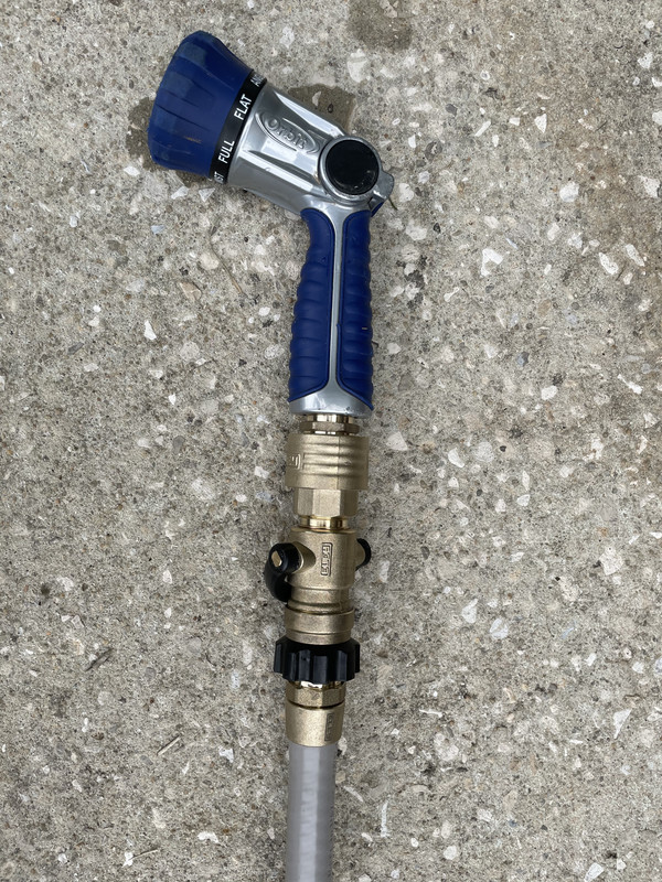 2C9FB9F8-3505-4BE1-A363-960629CA0193