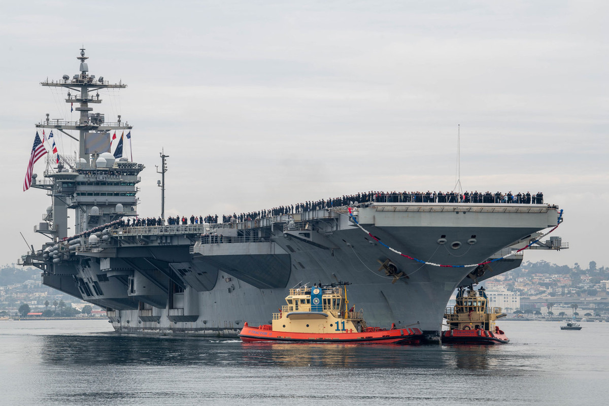 USS-Abraham-Lincoln-CVN-72.jpg