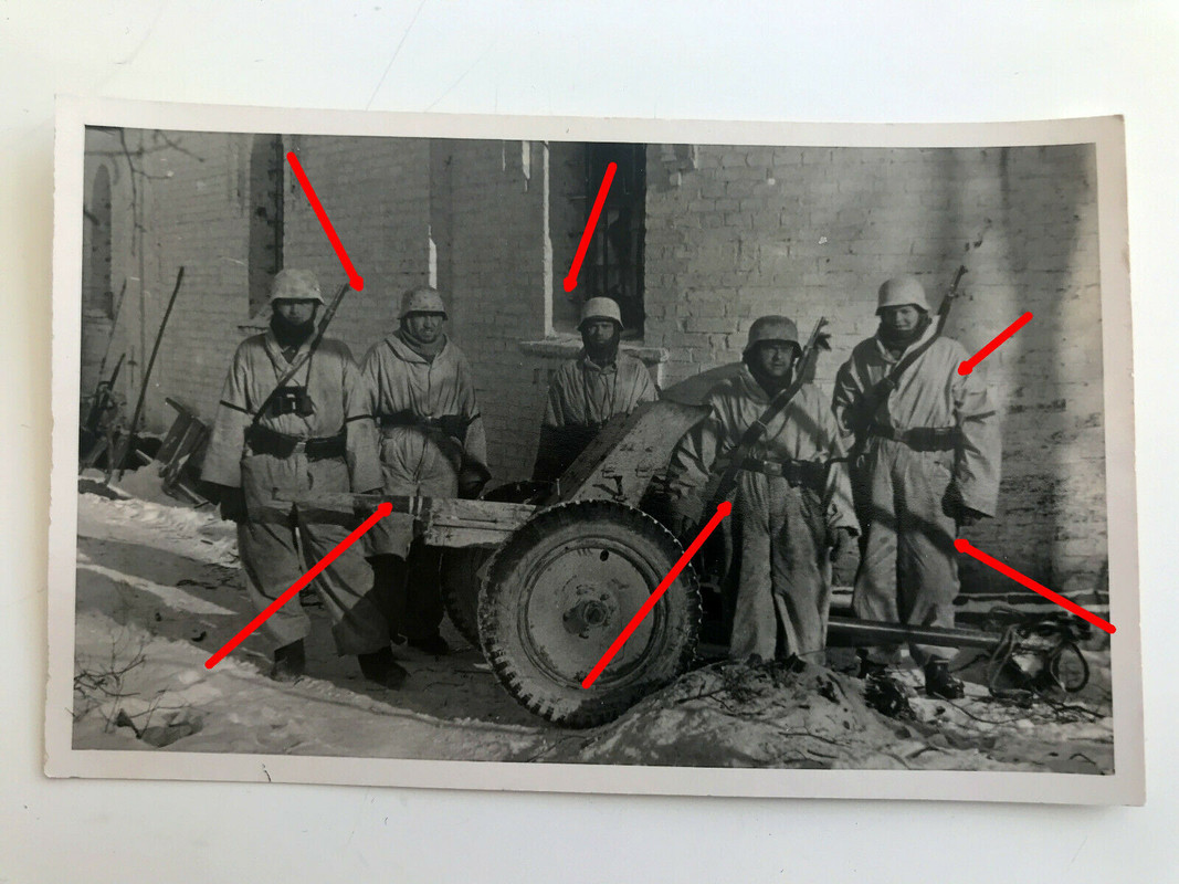 Foto, Panzerjäger mit 3,7cm PAK in Wintertarn, Camo, Schneeanzug, Fernglas