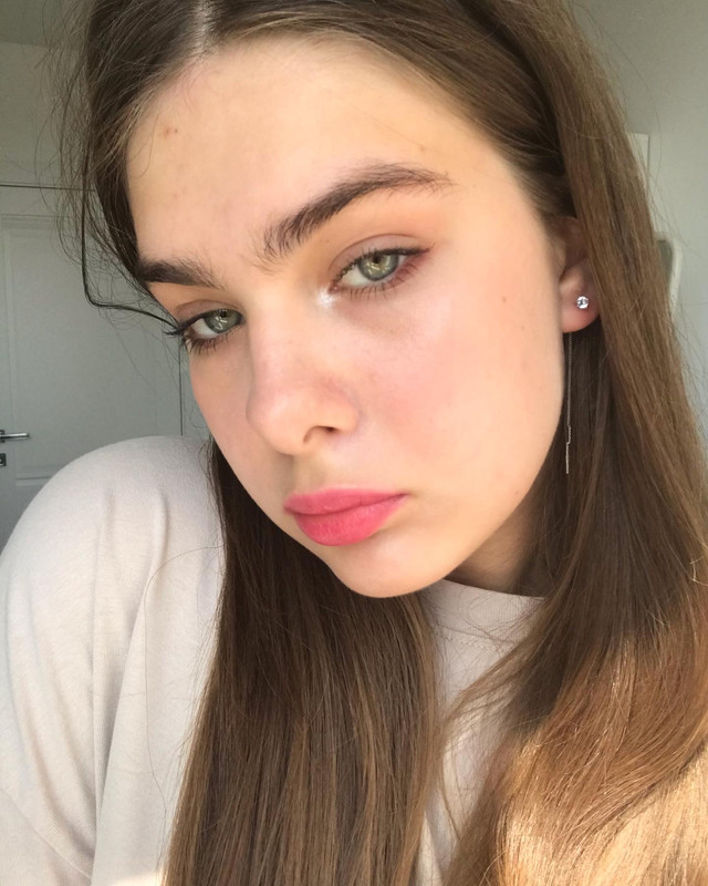 6139517F-7A5F-42BE-8F80-93B30109A986