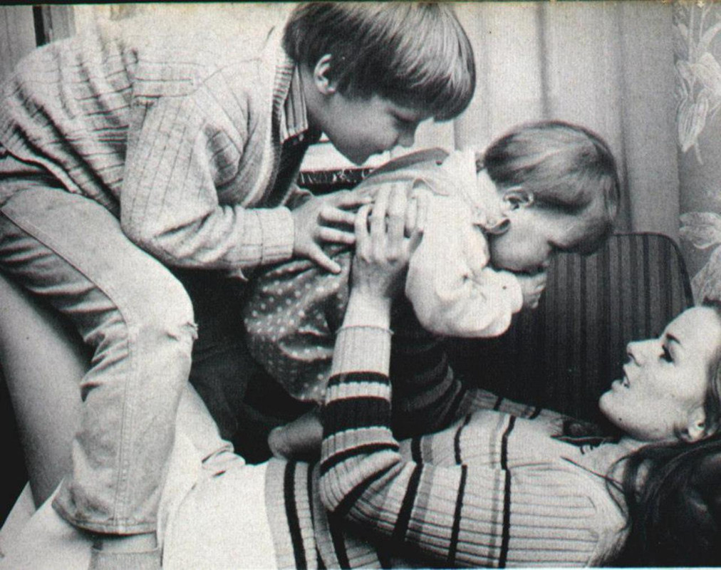 935730_511451012247422_758157867_n