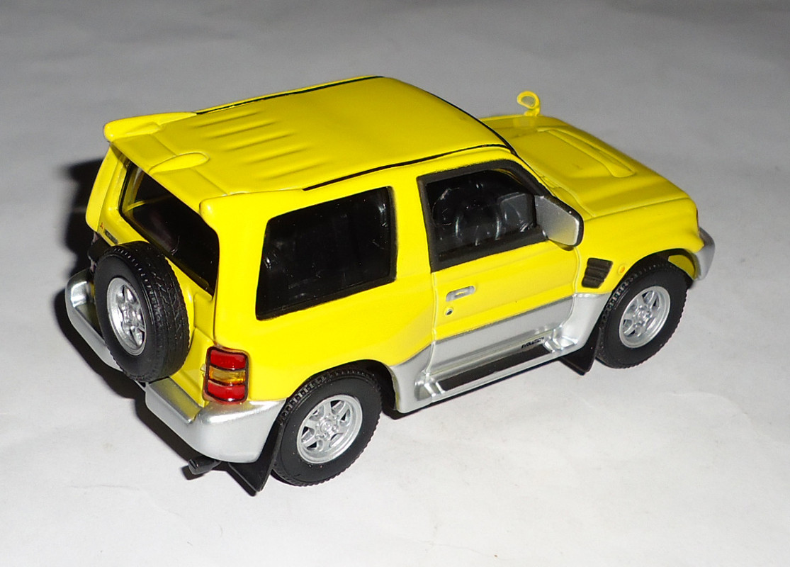 Mitsubishi-Pajero EVO1