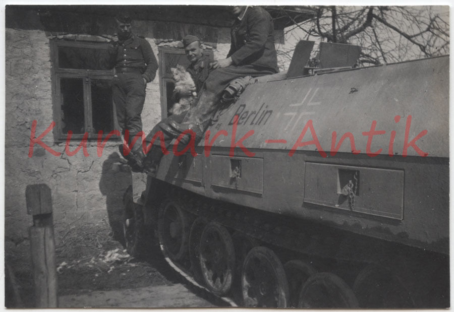 Foto Wehrmacht Panzer Spähwagen 251 Lebus Polen 