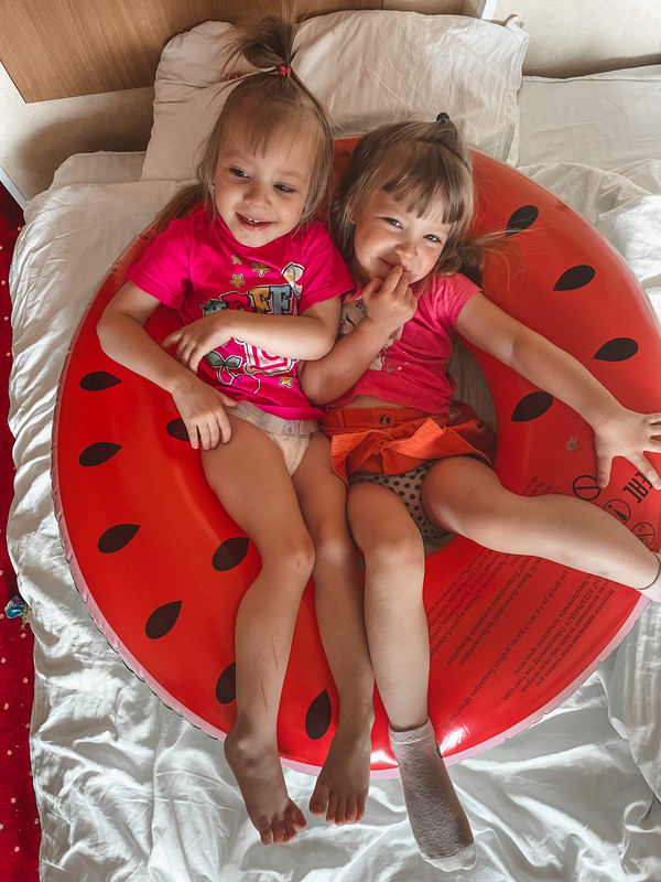 1A97DFC5-9AD8-46AD-941D-F58004F39771