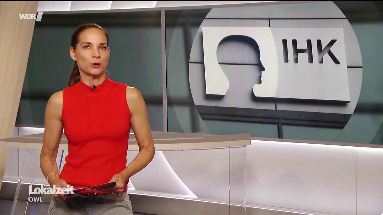 Kristina Sterz WDR Lokalzeit OWL 06 07 2026 118X Caps 112