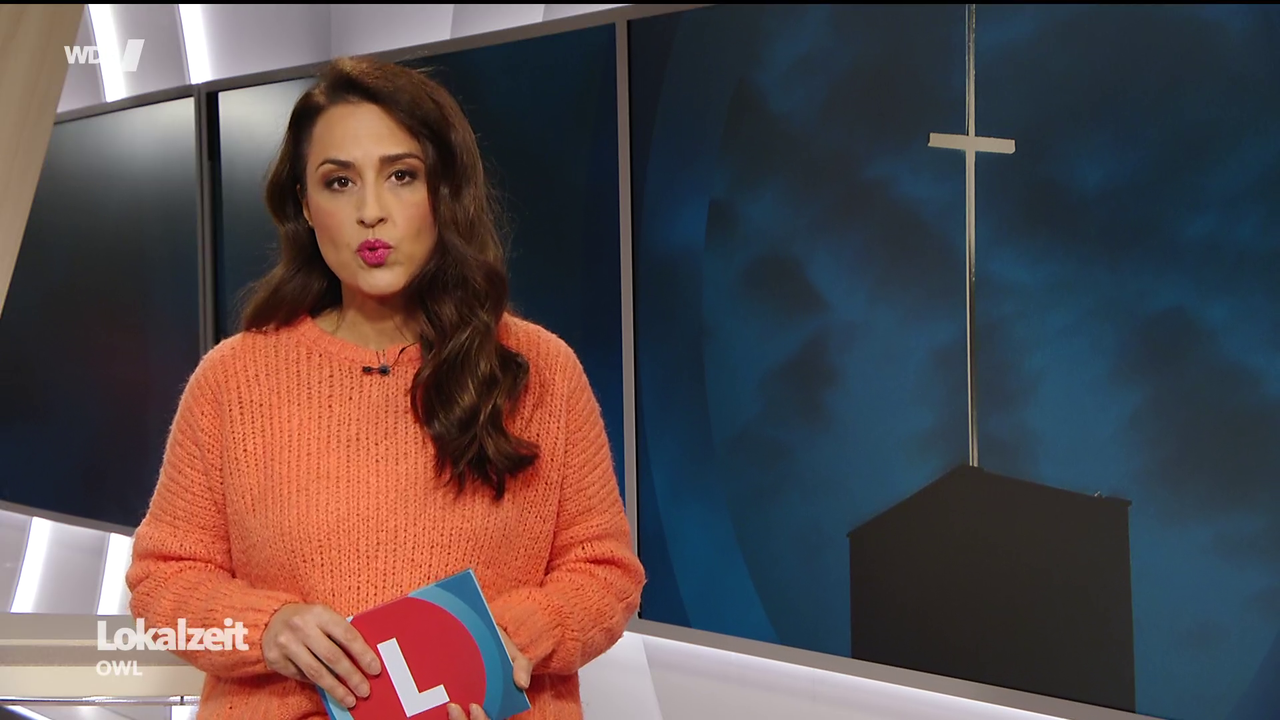 Nina Moghaddam WDR Lokalzeit OWL 11 03 2026 122X Caps 31