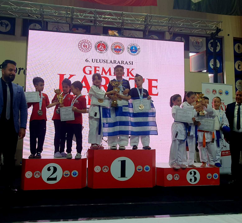 36 ΜΕΤΑΛΛΙΑ ΓΙΑ ΤΟΝ CHIOS KARATE ACADEMY ΣΕ ΔΙΕΘΝΕΣ ΤΟΥΡΝΟΥΑ ΣΤΗΝ ΠΡΟΥΣΑ