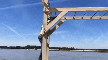 094.gif