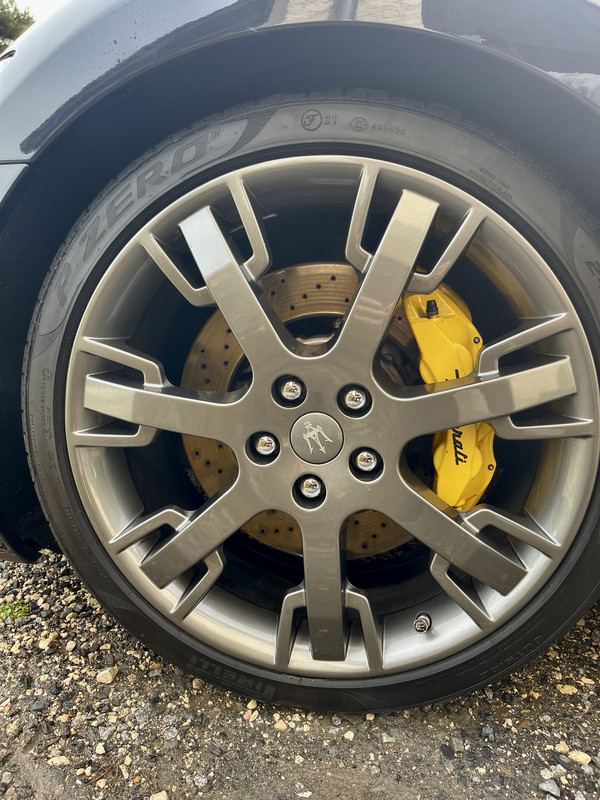 40E9023F-5EBC-4532-B269-D9C8F0B748BD