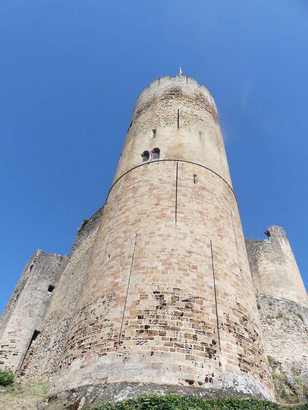 12 aout Visite Forteresse de Najac et Village de Bruniquelle (55)